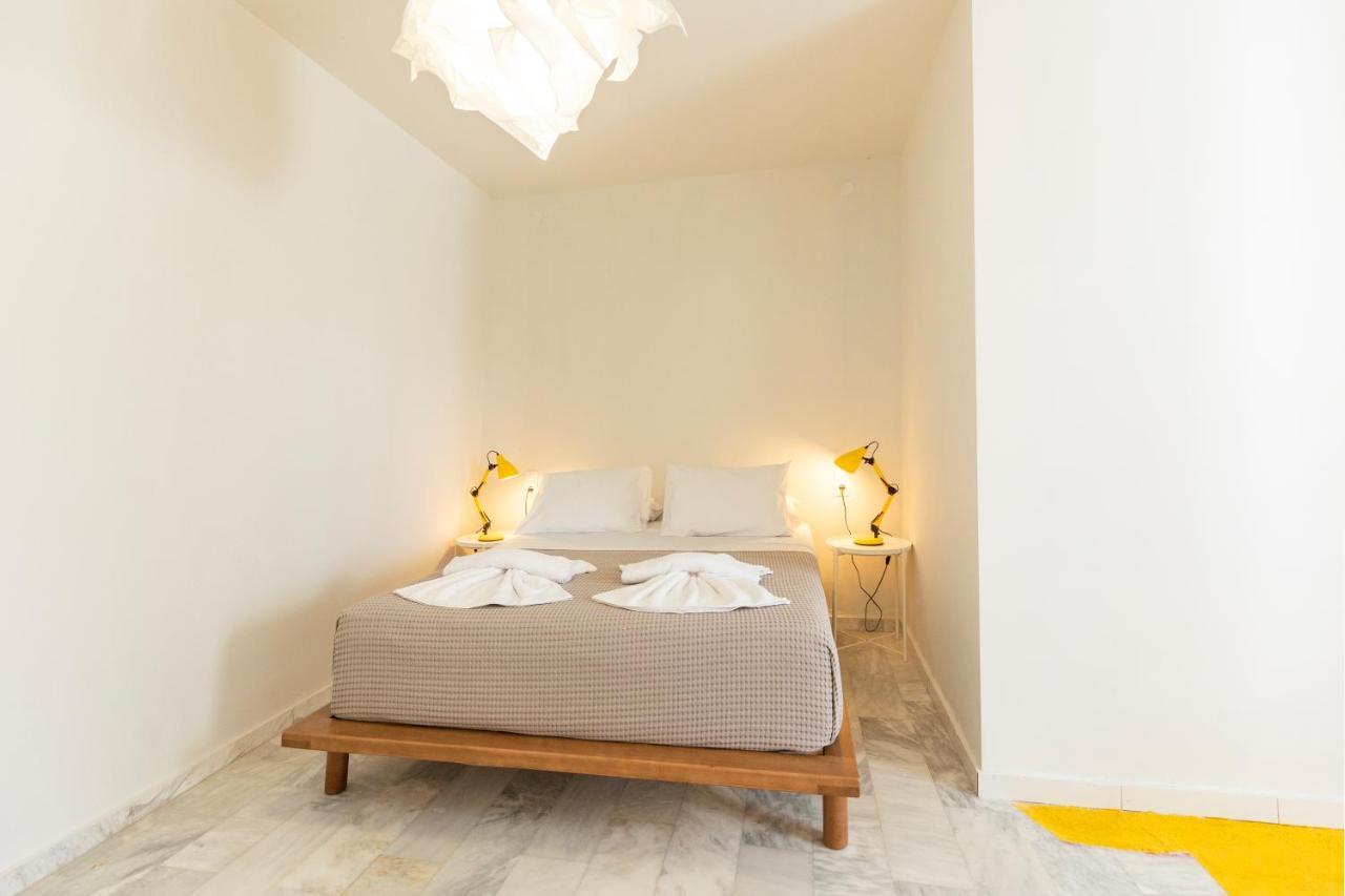 Mondrian Guest House Skiathos Town Exterior photo