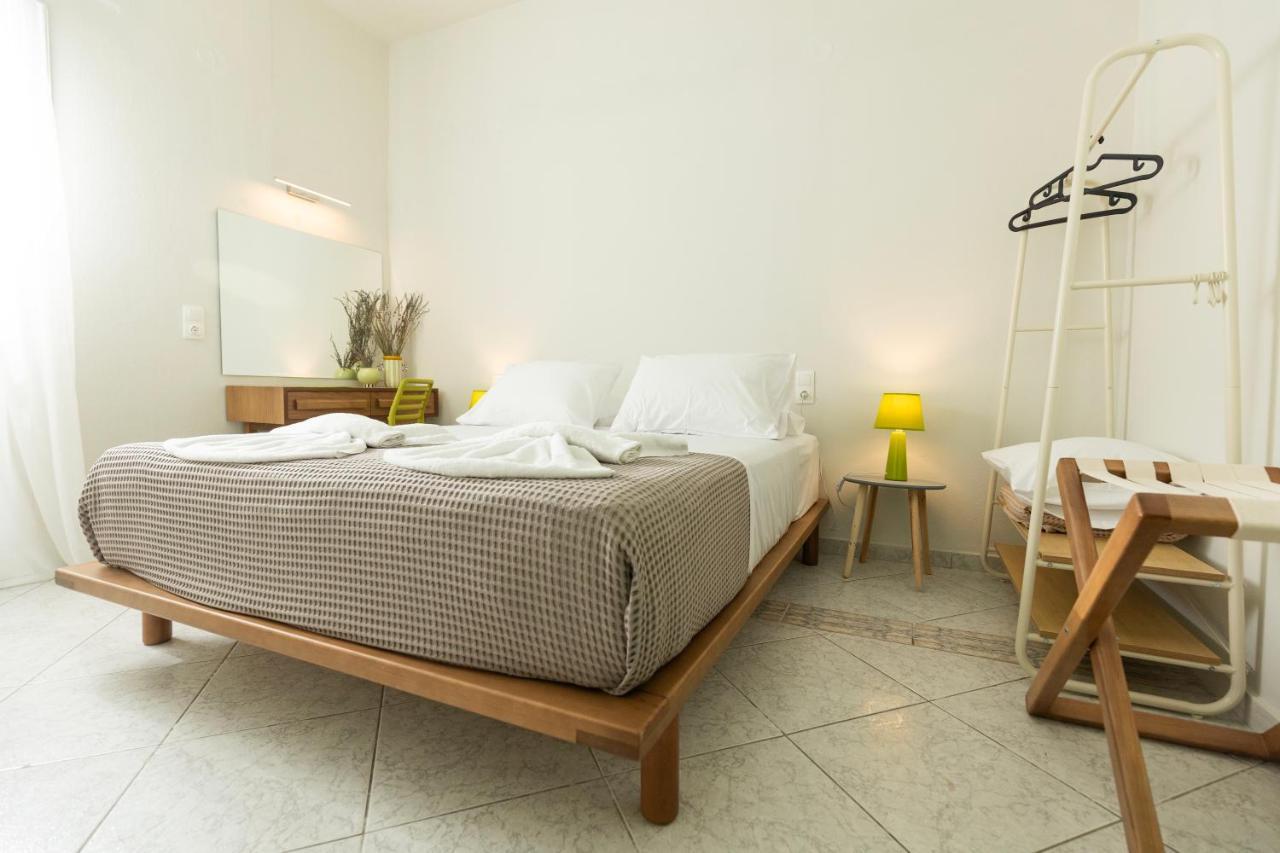 Mondrian Guest House Skiathos Town Exterior photo