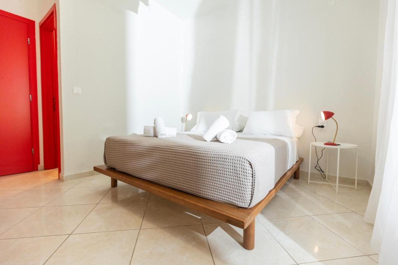 Mondrian Guest House Skiathos Town Exterior photo